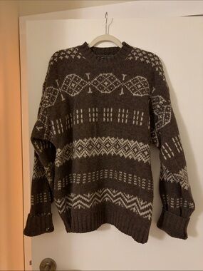 Chunky Crewneck Fair Isle Sweater in Brown/Cream